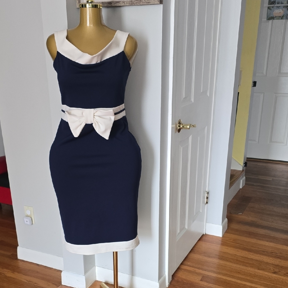 Navy and Cream Bow Sheath Dress